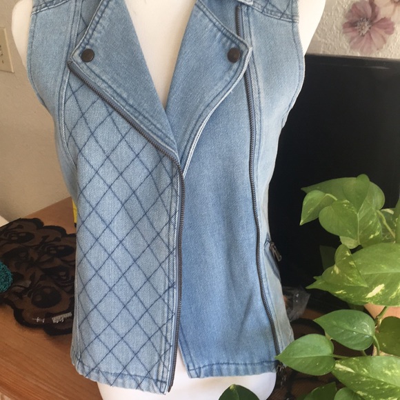 Denim vest - Picture 1 of 7